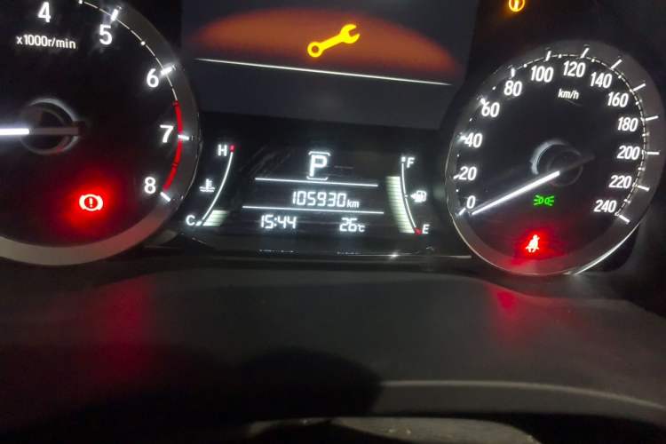 Used Honda UR-V 2017 240TURBO Two-Wheel Drive Luxury Edition China V Odometer Close Up