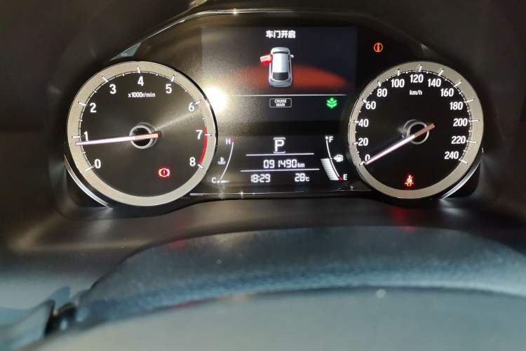 Used Honda UR-V 2017 370TURBO 2WD Prestige Edition China V Odometer Close Up