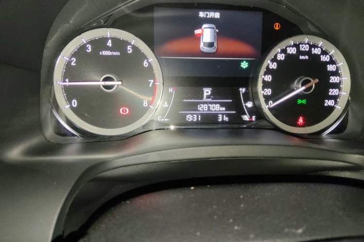 Used Honda UR-V 2017 370TURBO Four-Wheel Drive Prestige Edition China V Odometer Close Up