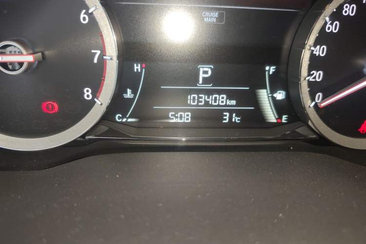 Used Honda UR-V 2017 240TURBO Two-Wheel Drive Luxury Edition China V Odometer Close Up