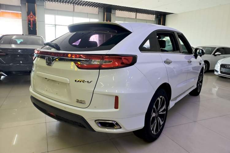 Used Honda UR-V 2017 240TURBO Two-Wheel Drive Luxury Edition China V Rear Right 45 Deg