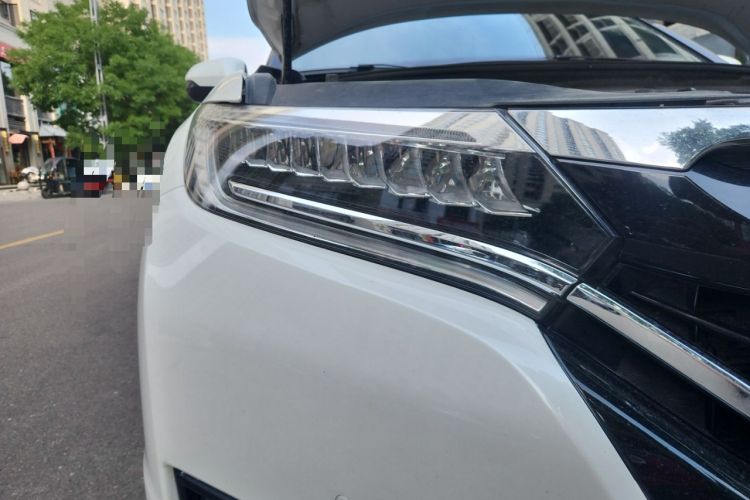 Used Honda UR-V 2017 240TURBO Two-Wheel Drive Luxury Edition China V Right Front Headlight