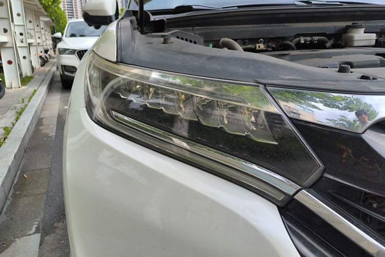 Used Honda UR-V 2017 370TURBO 2WD Prestige Edition China V Right Front Headlight