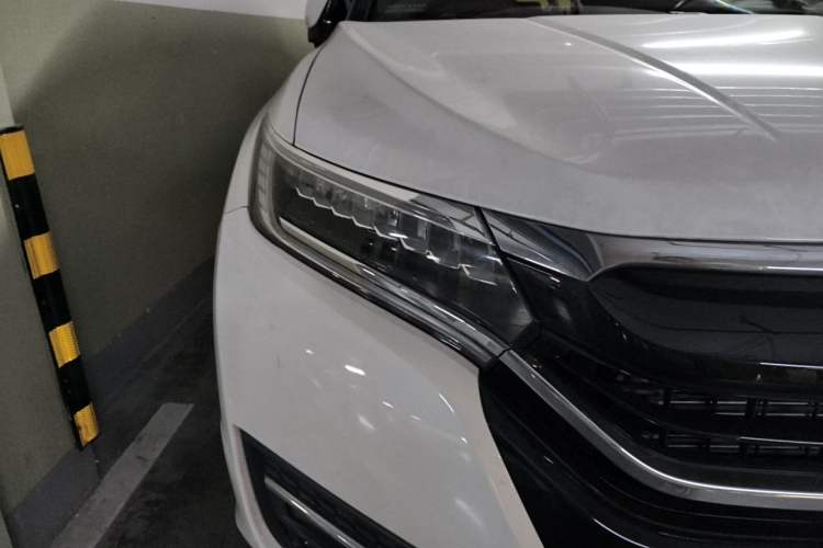 Used Honda UR-V 2017 370TURBO Four-Wheel Drive Prestige Edition China V Right Front Headlight