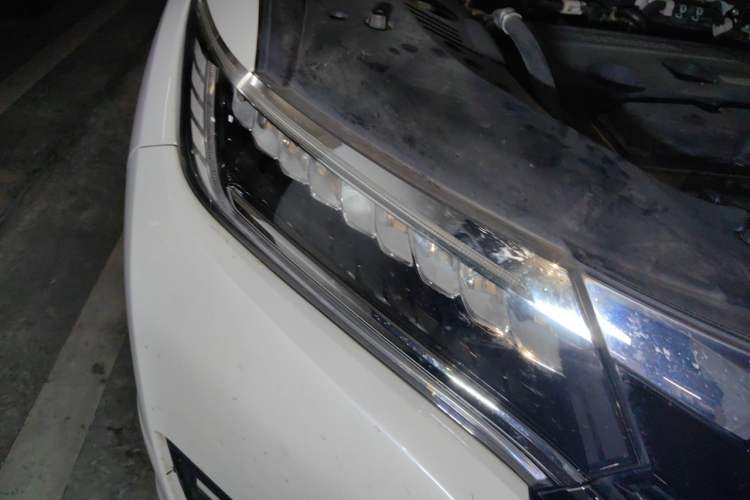 Used Honda UR-V 2017 370TURBO Four-Wheel Drive Prestige Edition China V Right Front Headlight