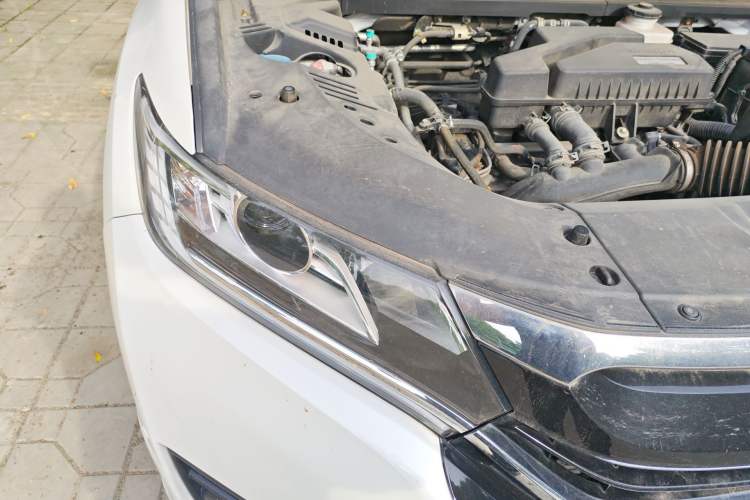 Used Honda UR-V 2017 240TURBO Two-Wheel Drive Classic Edition China V Right Front Headlight