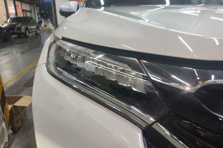 Used Honda UR-V 2017 370TURBO Four-Wheel Drive Prestige Edition China V Right Front Headlight