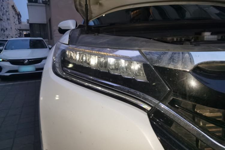 Used Honda UR-V 2017 370TURBO Four-Wheel Drive Prestige Edition China V Right Front Headlight
