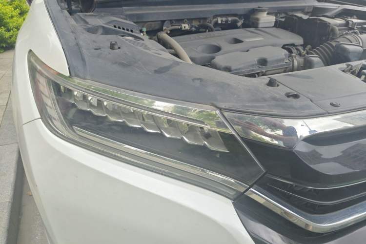 Used Honda UR-V 2017 370TURBO 2WD Prestige Edition China V Right Front Headlight
