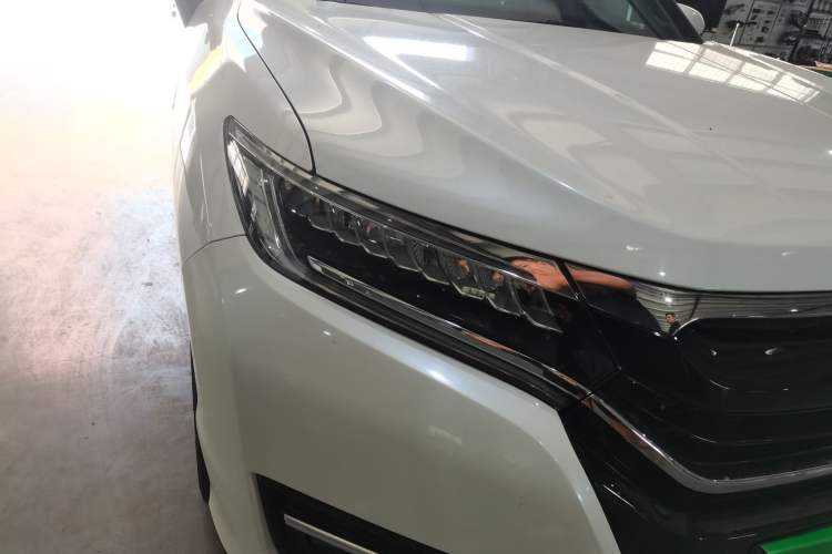 Used Honda UR-V 2017 370TURBO Four-Wheel Drive Prestige Edition China V Right Front Headlight
