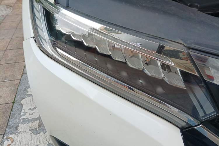 Used Honda UR-V 2017 370TURBO 2WD Prestige Edition China V Right Front Headlight