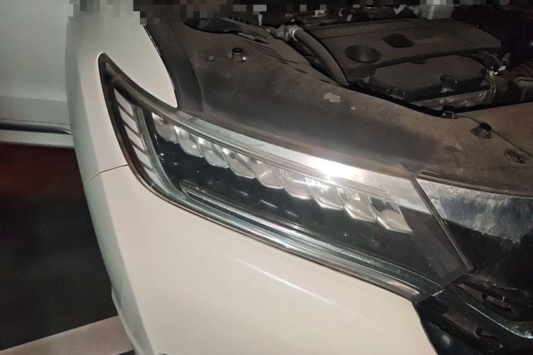 Used Honda UR-V 2017 370TURBO Four-Wheel Drive Prestige Edition China V Right Front Headlight