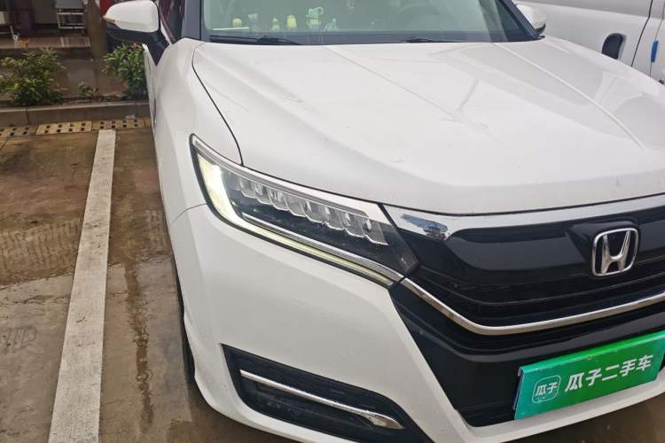 Used Honda UR-V 2017 370TURBO 2WD Prestige Edition China V Right Front Headlight