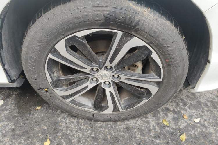 Used Honda UR-V 2017 370TURBO 2WD Prestige Edition China V Right Front Wheel Hub