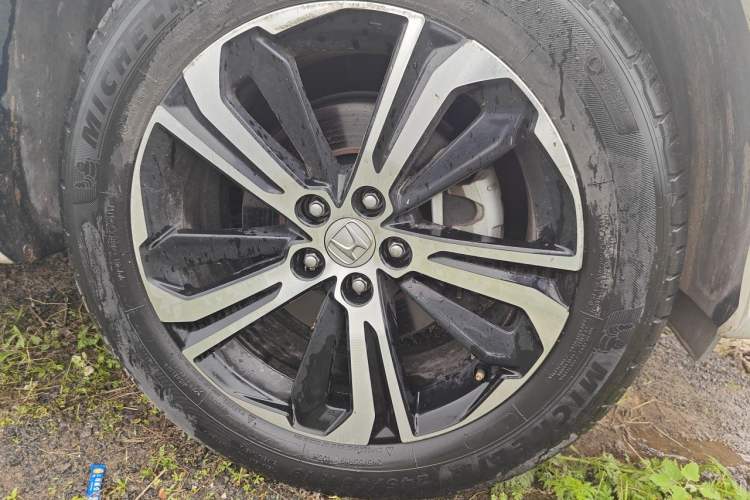 Used Honda UR-V 2017 370TURBO Four-Wheel Drive Prestige Edition China V Right Front Wheel Hub