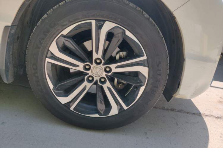 Used Honda UR-V 2017 370TURBO 2WD Prestige Edition China V Right Front Wheel Hub
