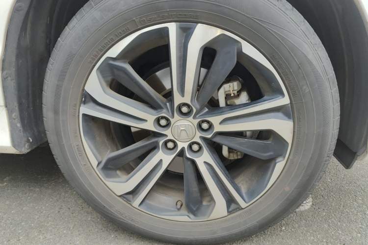Used Honda UR-V 2017 370TURBO Four-Wheel Drive Prestige Edition China V Right Front Wheel Hub