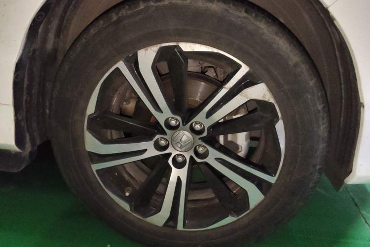 Used Honda UR-V 2017 370TURBO Four-Wheel Drive Prestige Edition China V Right Front Wheel Hub