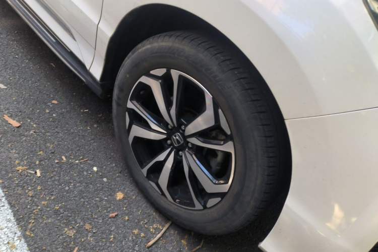 Used Honda UR-V 2017 240TURBO Two-Wheel Drive Luxury Edition China V Right Front Wheel Hub