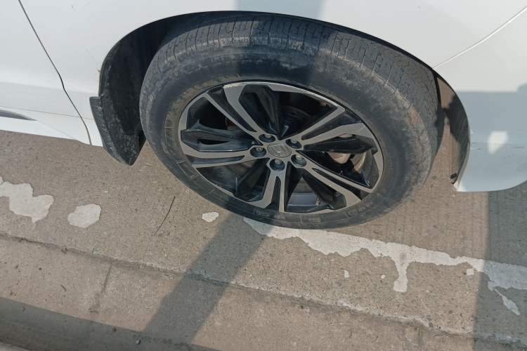 Used Honda UR-V 2017 370TURBO Four-Wheel Drive Prestige Edition China V Right Front Wheel Hub