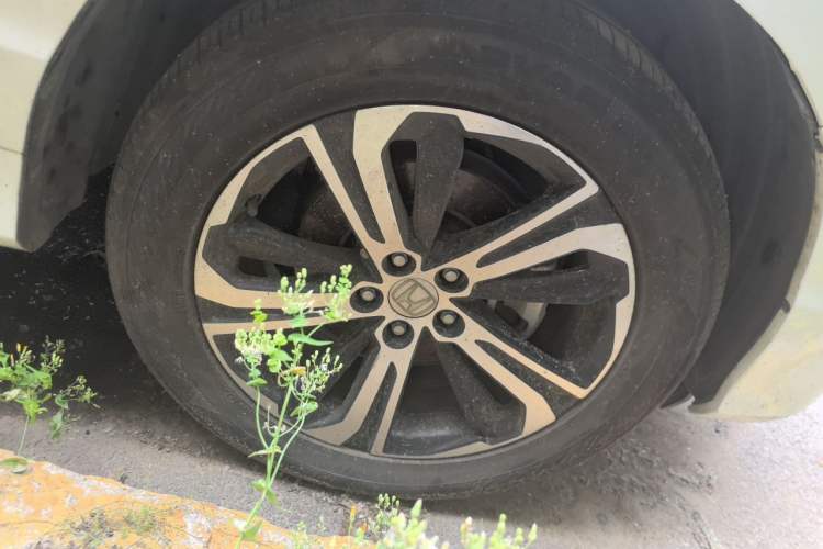 Used Honda UR-V 2017 370TURBO Four-Wheel Drive Prestige Edition China V Right Front Wheel Hub