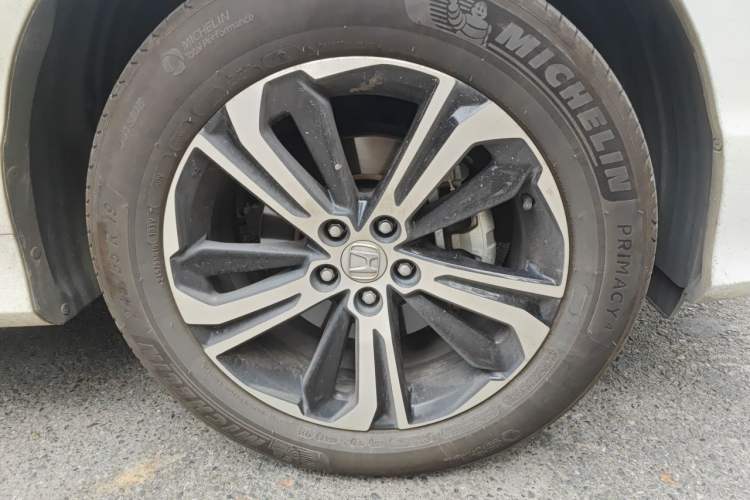 Used Honda UR-V 2017 370TURBO 2WD Prestige Edition China V Right Front Wheel Hub