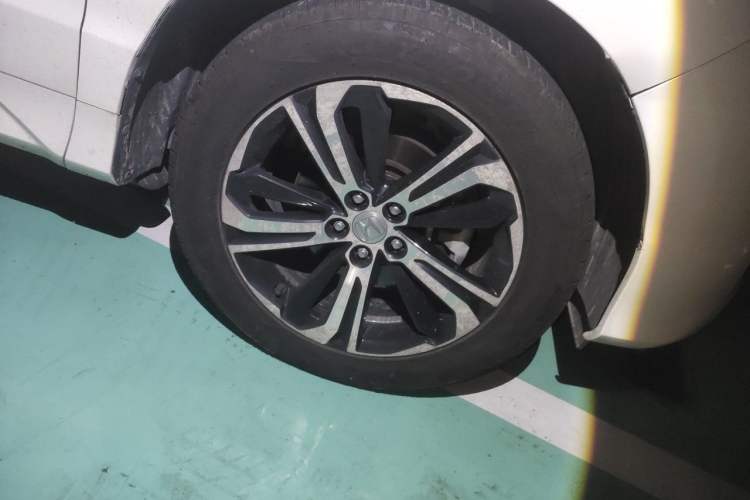 Used Honda UR-V 2017 370TURBO Four-Wheel Drive Prestige Edition China V Right Front Wheel Hub