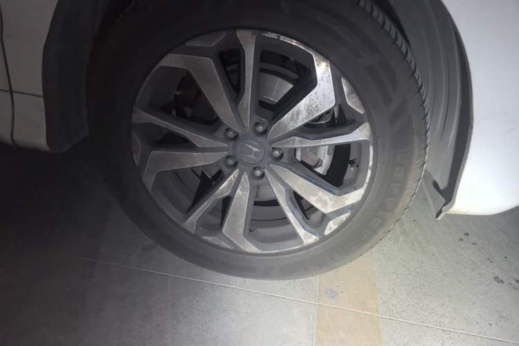 Used Honda UR-V 2017 240TURBO Two-Wheel Drive Luxury Edition China V Right Front Wheel Hub