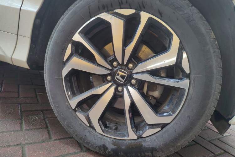 Used Honda UR-V 2017 240TURBO Two-Wheel Drive Classic Edition China V Right Front Wheel Hub