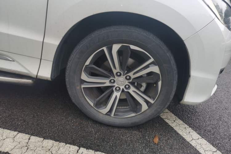 Used Honda UR-V 2017 370TURBO Four-Wheel Drive Prestige Edition China V Right Front Wheel Hub