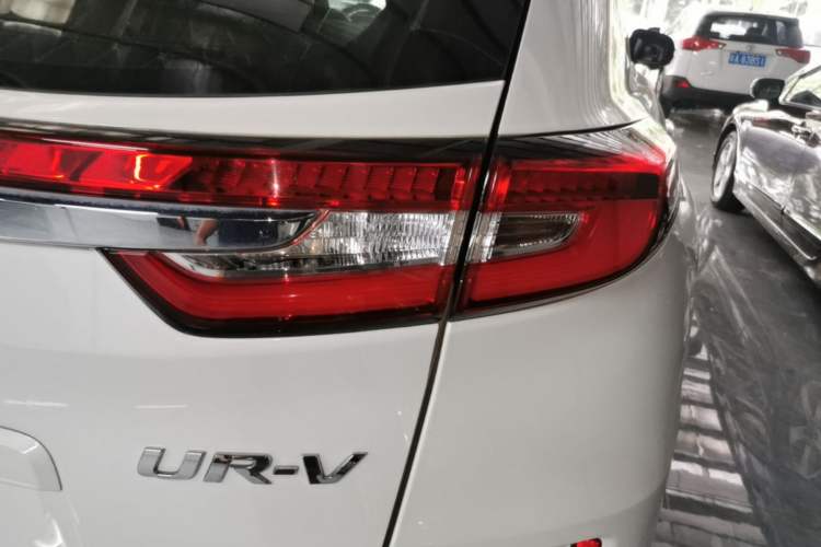 Used Honda UR-V 2017 370TURBO Four-Wheel Drive Prestige Edition China V Right Rear Taillight
