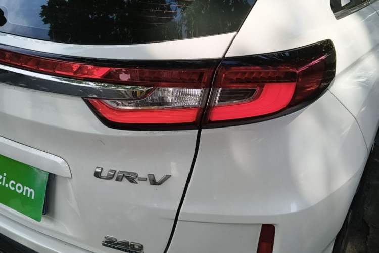 Used Honda UR-V 2017 240TURBO Two-Wheel Drive Luxury Edition China VI Right Rear Taillight