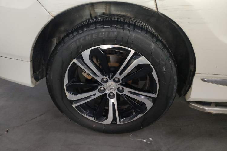 Used Honda UR-V 2017 370TURBO Four-Wheel Drive Prestige Edition China V Right Rear Wheel Hub