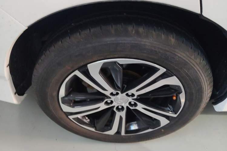 Used Honda UR-V 2017 370TURBO Four-Wheel Drive Prestige Edition China V Right Rear Wheel Hub