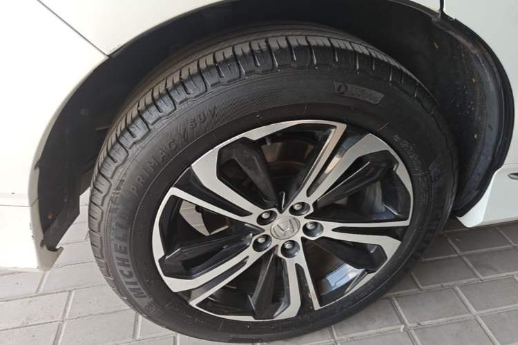 Used Honda UR-V 2017 370TURBO Four-Wheel Drive Prestige Edition China V Right Rear Wheel Hub