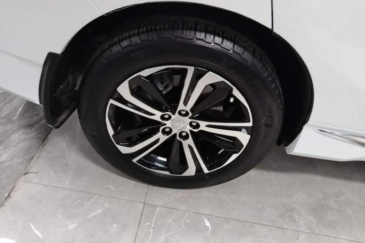 Used Honda UR-V 2017 370TURBO Four-Wheel Drive Prestige Edition China V Right Rear Wheel Hub