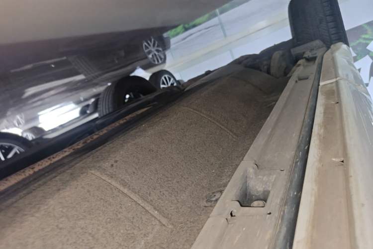 Used Honda UR-V 2017 370TURBO Four-Wheel Drive Prestige Edition China V Right Side Sill