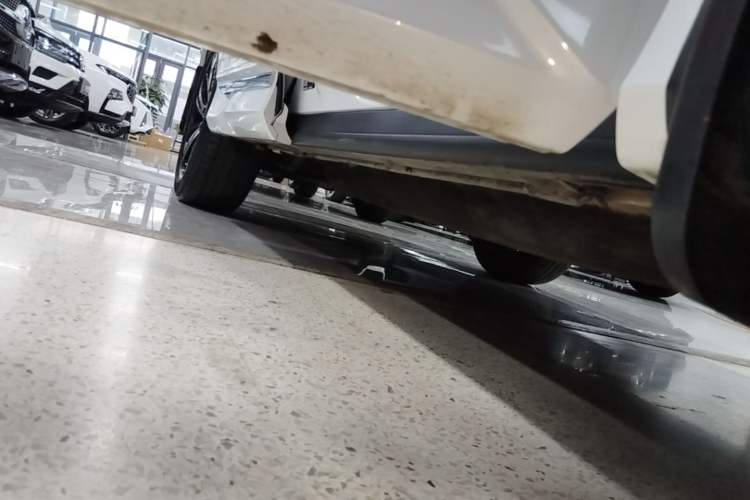 Used Honda UR-V 2017 370TURBO Four-Wheel Drive Prestige Edition China V Right Side Sill