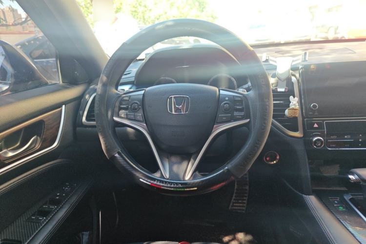Used Honda UR-V 2017 240TURBO Two-Wheel Drive Classic Edition China V Steering Wheel