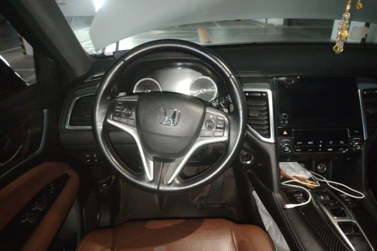 Used Honda UR-V 2017 370TURBO Four-Wheel Drive Prestige Edition China V Steering Wheel