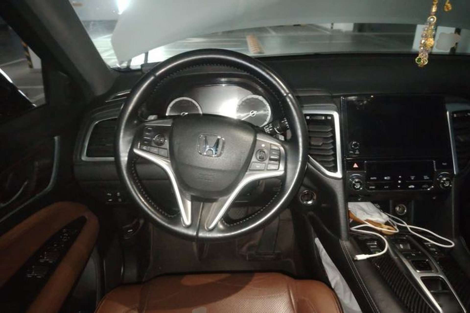 Used Honda UR-V 2017 370TURBO Four-Wheel Drive Prestige Edition China V Steering Wheel