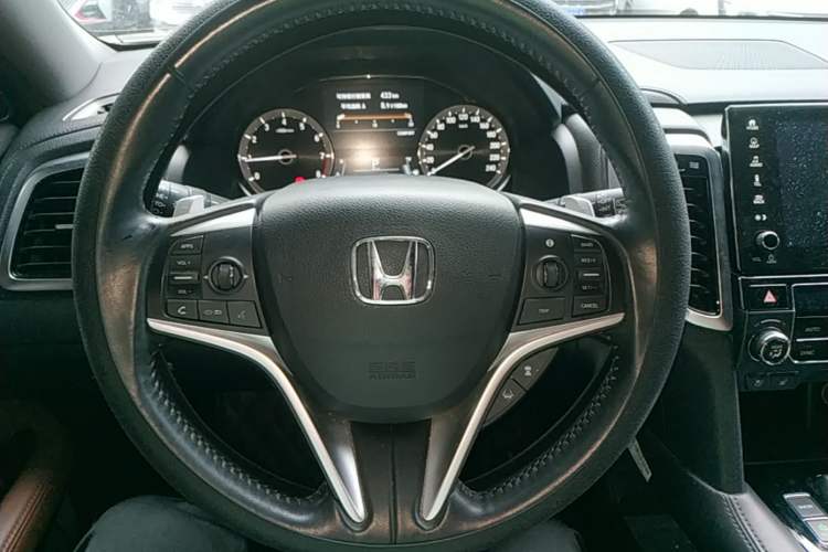 Used Honda UR-V 2017 370TURBO Four-Wheel Drive Prestige Edition China V Steering Wheel