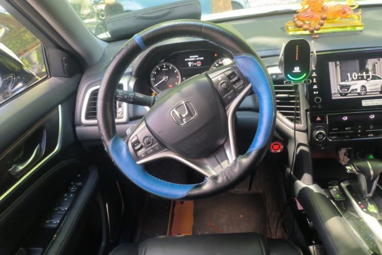 Used Honda UR-V 2017 240TURBO Two-Wheel Drive Luxury Edition China V Steering Wheel