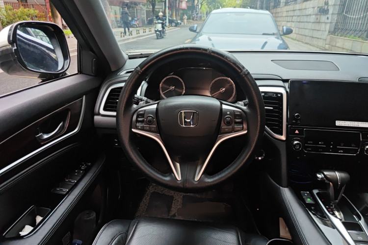 Used Honda UR-V 2017 240TURBO Two-Wheel Drive Luxury Edition China VI Steering Wheel