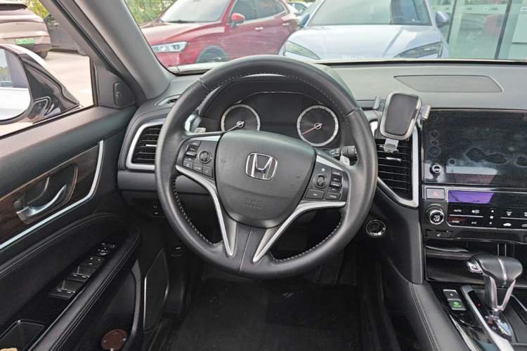 Used Honda UR-V 2017 240TURBO Two-Wheel Drive Luxury Edition China V Steering Wheel