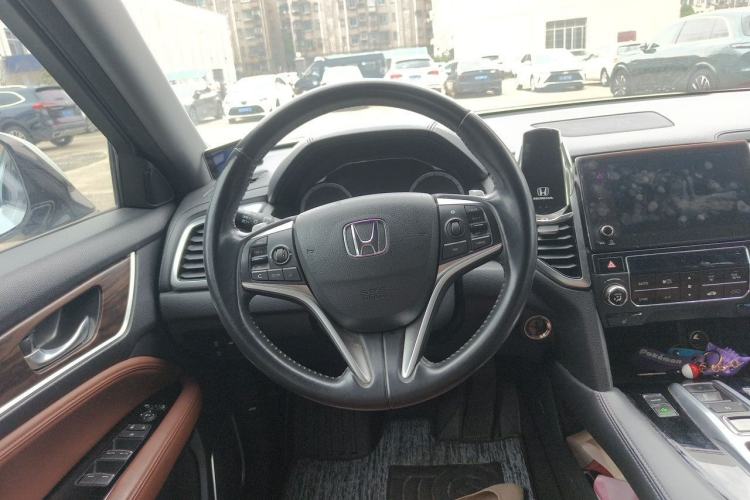 Used Honda UR-V 2017 370TURBO 2WD Prestige Edition China V Steering Wheel