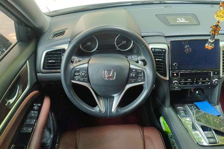 Used Honda UR-V 2017 370TURBO Four-Wheel Drive Prestige Edition China V Steering Wheel