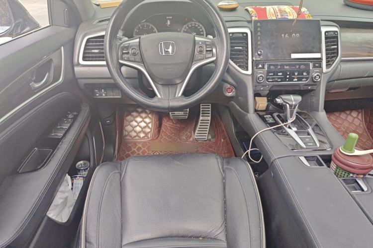 Used Honda UR-V 2017 240TURBO Two-Wheel Drive Luxury Edition China V Steering Wheel