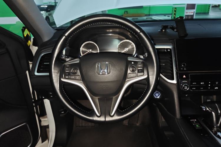 Used Honda UR-V 2017 240TURBO Two-Wheel Drive Luxury Edition China VI Steering Wheel