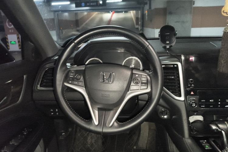 Used Honda UR-V 2017 240TURBO Two-Wheel Drive Luxury Edition China V Steering Wheel